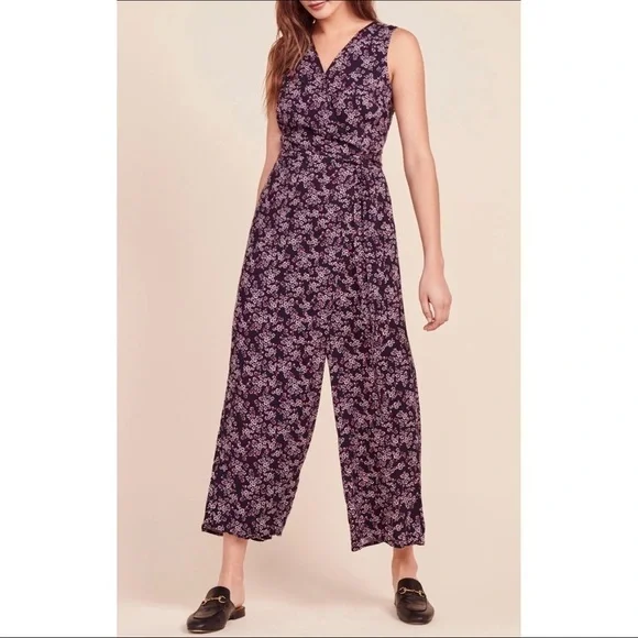 NWT Jack by BB Dakota Ditsy Floral Navy Jumpsuit - Picture 1 of 6